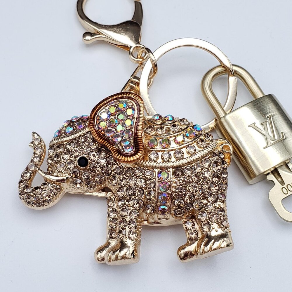 Authentic Louis Vuitton Lock & Key with Unbranded Elephant Charm, Keychain - Picture 5 of 10